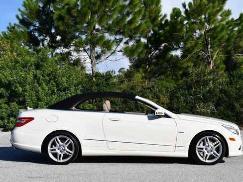 Used 2012 Mercedes-Benz E 550 Cabriolet w/ Appearance Pkg image 48
