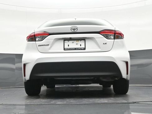 Used 2023 Toyota Corolla LE FWD image 31