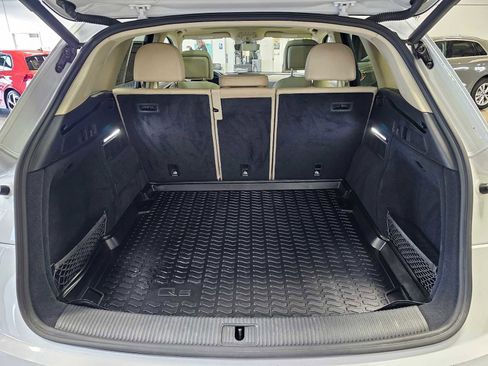 Used 2019 Audi Q5 2.0T Premium Plus w/ Premium Plus Package image 16