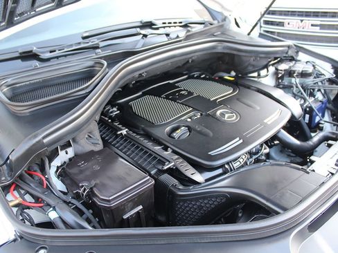 Used 2014 Mercedes-Benz ML 350 4MATIC image 37