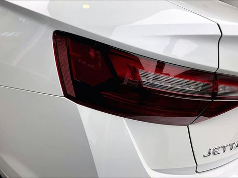 Used 2022 Volkswagen Jetta SEL image 27