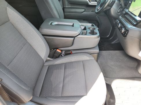 Certified 2025 Chevrolet Silverado 1500 LT RWD image 15
