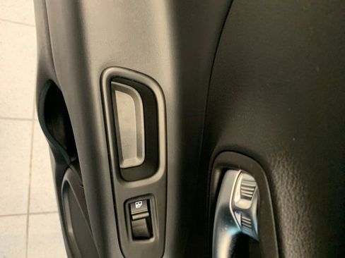 Used 2022 Jeep Renegade Altitude w/ Convenience Group image 16