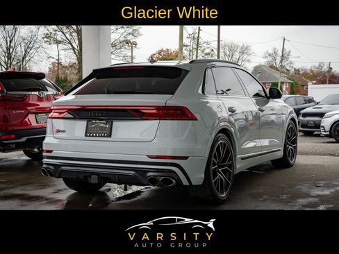 Used 2023 Audi SQ8 Premium Plus w/ Executive Package image 4