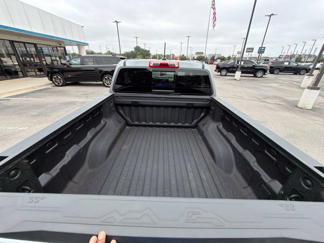 Used 2024 Chevrolet Colorado LT w/ LT Convenience Package II RWD image 38