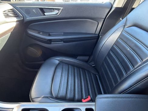 Used 2023 Ford Edge SEL AWD/4WD image 12