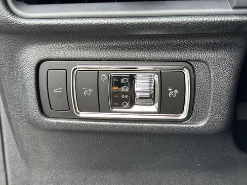 Used 2023 Lincoln Corsair FWD image 39