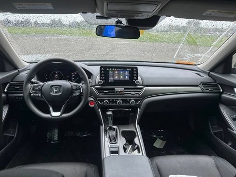 Used 2021 Honda Accord LX image 17