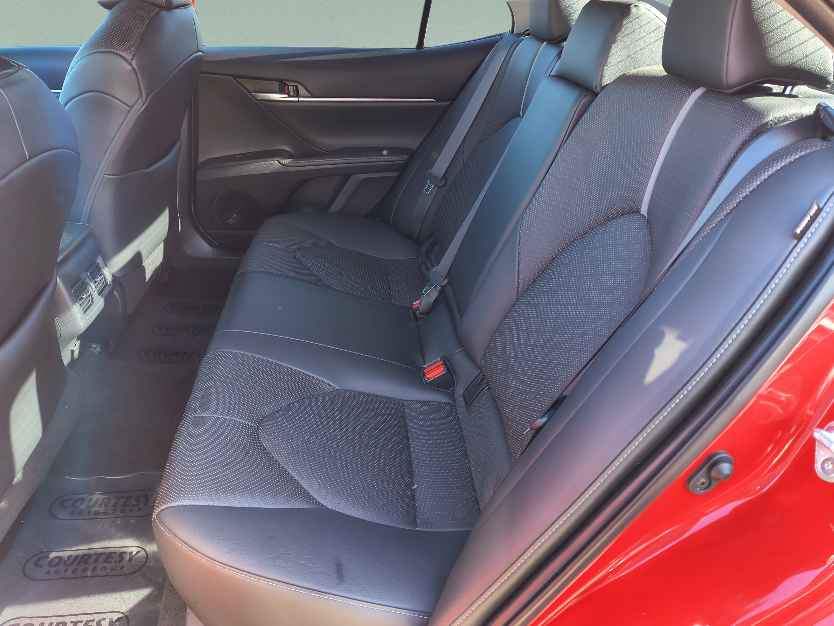 Used 2021 Toyota Camry XSE w/ Navigation Package FWD image 19