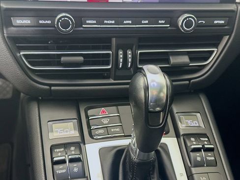 Used 2019 Porsche Macan S image 16