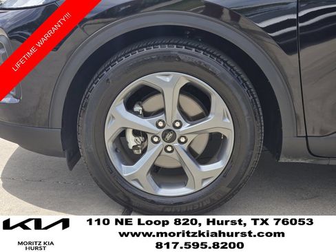 Used 2025 Ford Escape ST-Line FWD image 17
