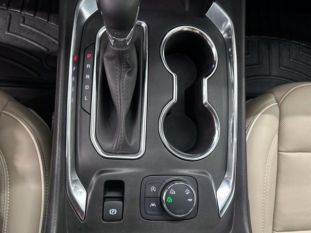 Used 2023 Chevrolet Traverse Premier AWD/4WD image 15