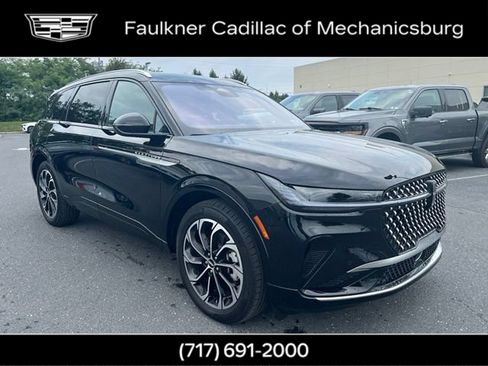 Used 2026 Lincoln Nautilus Reserve AWD/4WD image 3