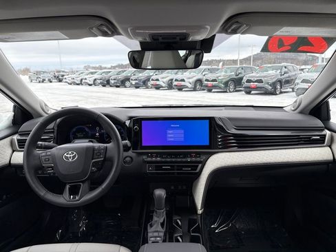 Used 2026 Toyota Camry XLE w/ Premium Plus Package image 12
