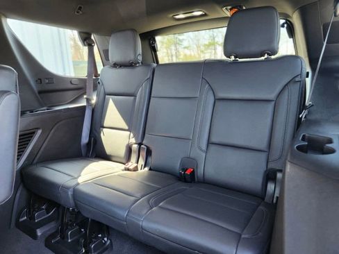 Used 2021 Chevrolet Tahoe LT w/ LT Signature Package AWD/4WD image 16