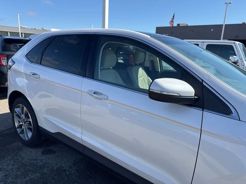 Used 2016 Ford Edge Titanium w/ Equipment Group 301A image 27