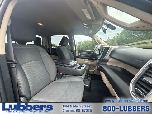 Used 2022 RAM 2500 Big Horn AWD/4WD image 20