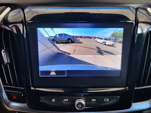 Certified 2023 Chevrolet Traverse LT image 19