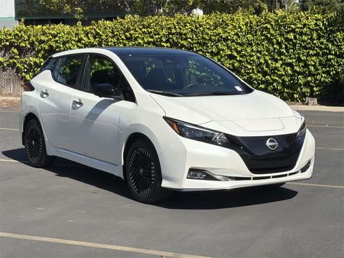 Used 2024 Nissan Leaf SV Plus image 8