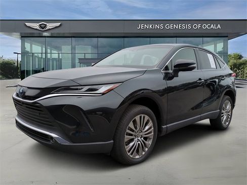 Used 2022 Toyota Venza Limited w/ Advanced Technology Package image 7