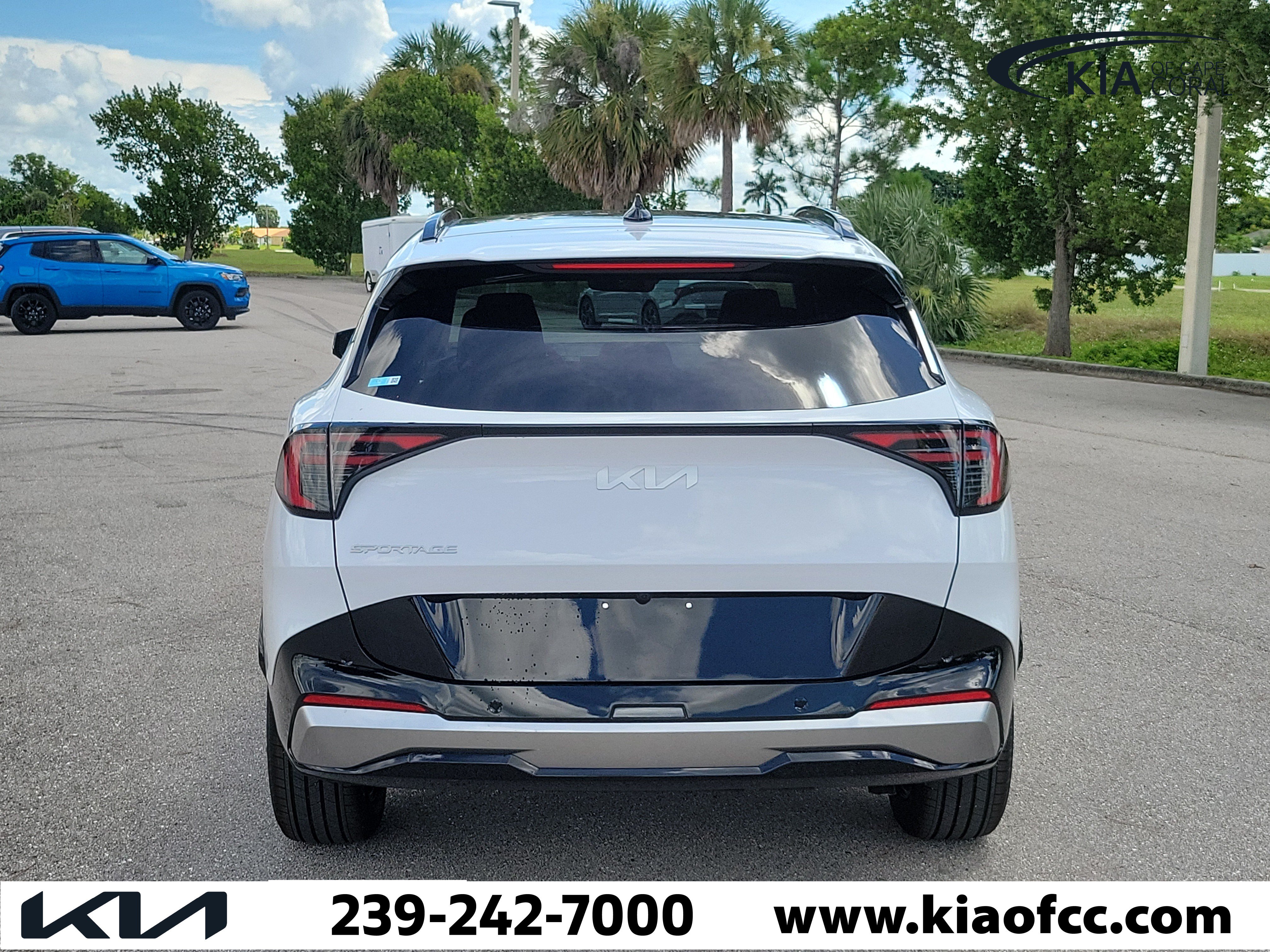 New 2027 Kia Sportage SX FWD image 5