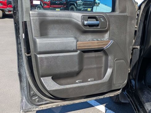 Used 2020 Chevrolet Silverado 1500 LT image 11