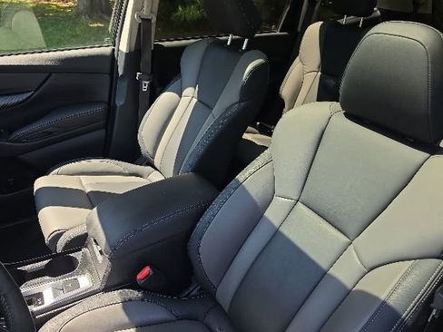 Certified 2022 Subaru Ascent Onyx Edition AWD/4WD image 12