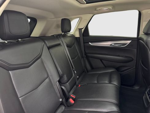 Used 2019 Cadillac XT5 Premium Luxury AWD/4WD image 43