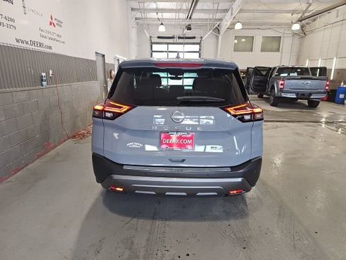 Certified 2023 Nissan Rogue SL w/ SL Premium Package AWD/4WD image 4