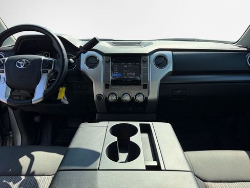 Used 2017 Toyota Tundra SR5 AWD/4WD image 15