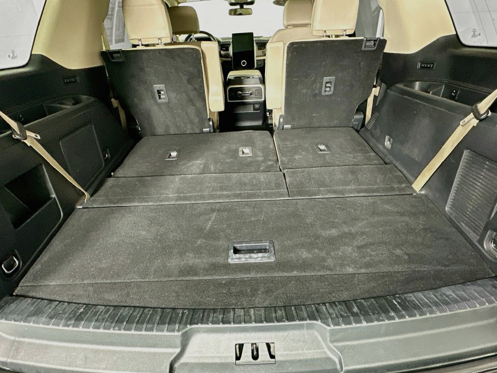 Used 2023 Ford Expedition Limited AWD/4WD image 34