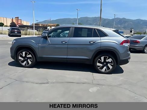 Used 2024 Volkswagen Atlas Cross Sport SE AWD/4WD image 6