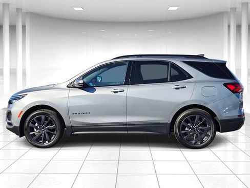 Certified 2023 Chevrolet Equinox RS image 2