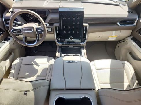 New 2026 GMC Yukon XL Denali w/ Sun & Power Step Package AWD/4WD image 15