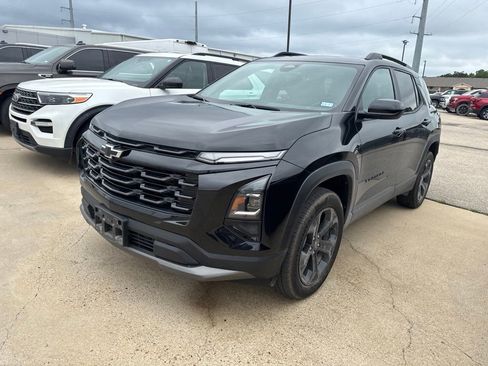Used 2025 Chevrolet Equinox LT w/ Midnight Edition FWD image 3