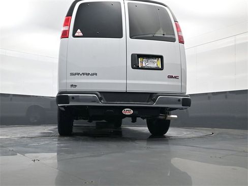 New 2025 GMC Savana 3500 LT w/ LT Preferred Equipment Group image 30