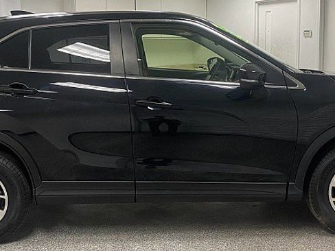 Used 2020 Mitsubishi Eclipse Cross ES image 4