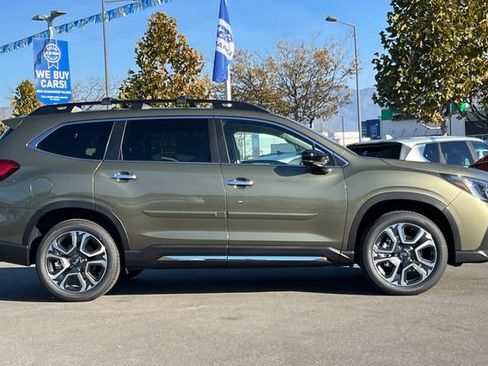 Used 2026 Subaru Ascent Touring AWD/4WD image 3