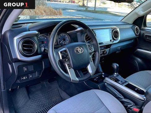 Certified 2023 Toyota Tacoma SR5 AWD/4WD image 18