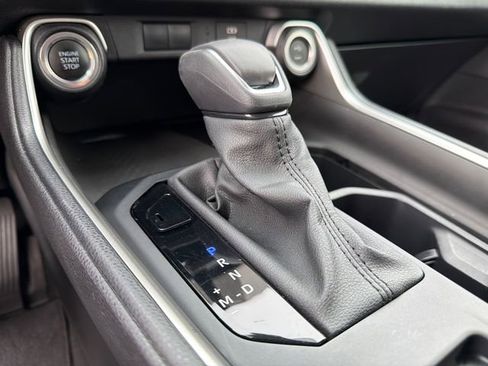 Used 2024 Toyota Grand Highlander XLE image 32