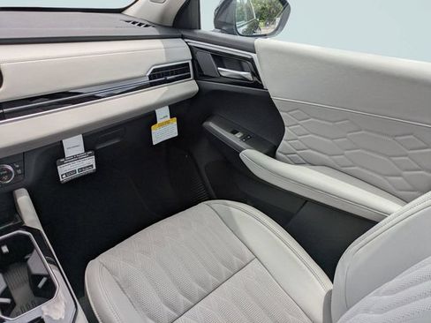 New 2026 Mitsubishi Outlander SEL FWD image 20