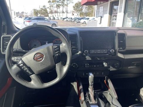 Used 2023 Nissan Frontier PRO-4X w/ Pro-4X Premium Package image 20
