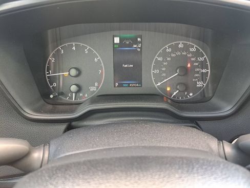 Used 2024 Toyota Corolla SE FWD image 12