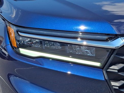 Certified 2025 Honda Pilot EX-L image 9