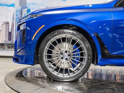 New 2026 BMW ALPINA XB7 AWD/4WD image 7