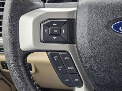Used 2019 Ford F350 Lariat w/ Tow Technology Bundle image 28