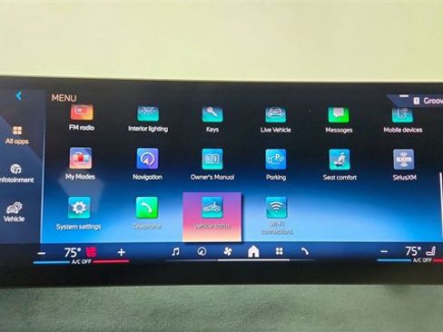 Used 2025 BMW iX xDrive50 image 48