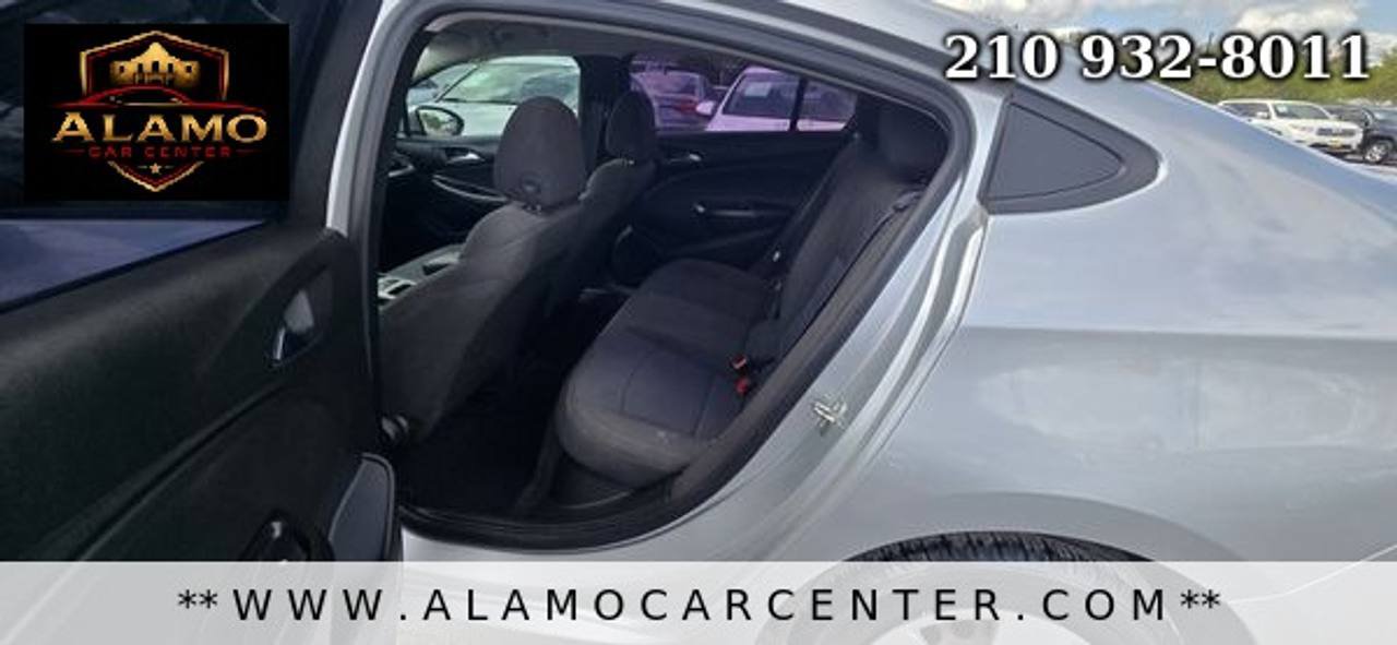 Used 2018 Chevrolet Cruze LS FWD image 24