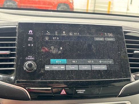 Used 2022 Honda Pilot EX-L image 12