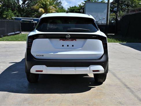 Used 2026 Nissan Kicks S FWD image 4